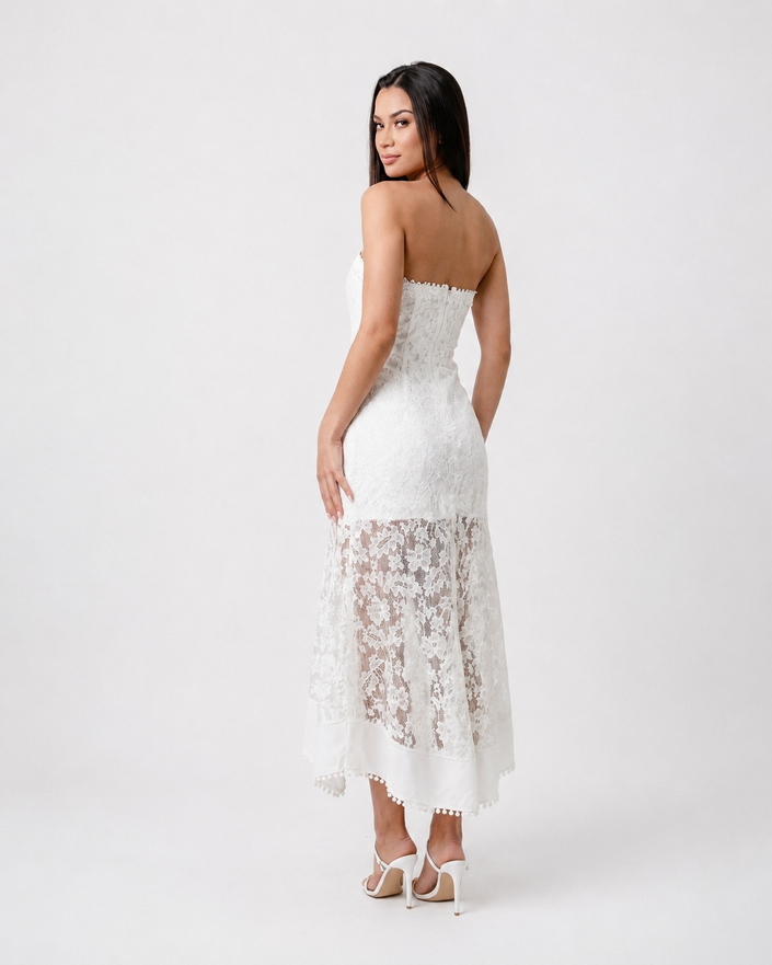 Elegant Lace Strapless Midi Dress